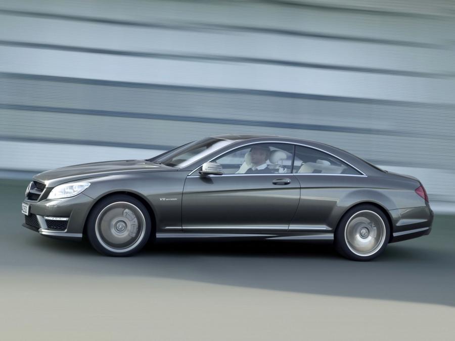  Mercedes-Benz CL63 AMG 2010 года  (фото 3 из 45)